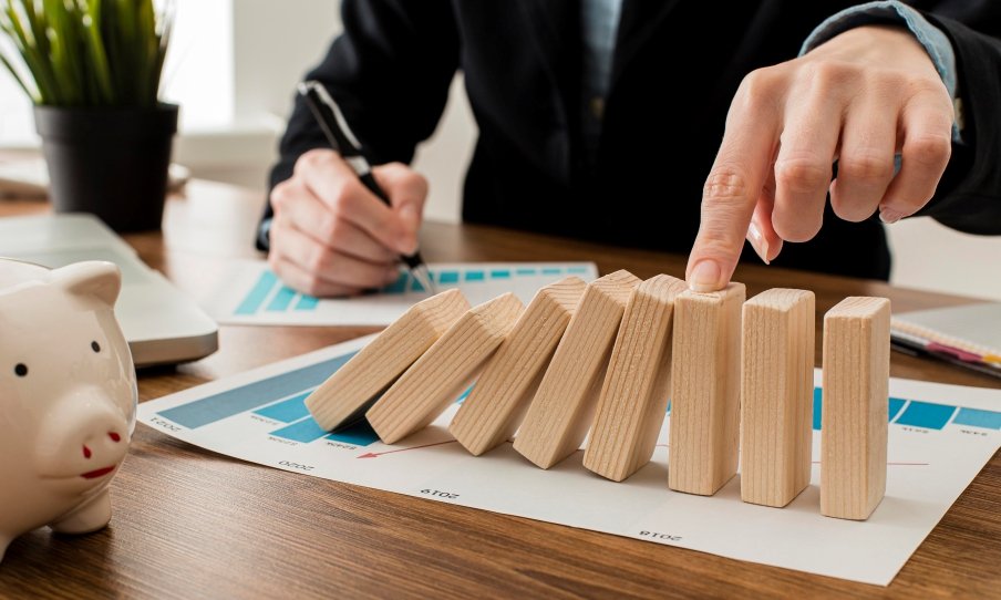 The Architecture of Risk Management